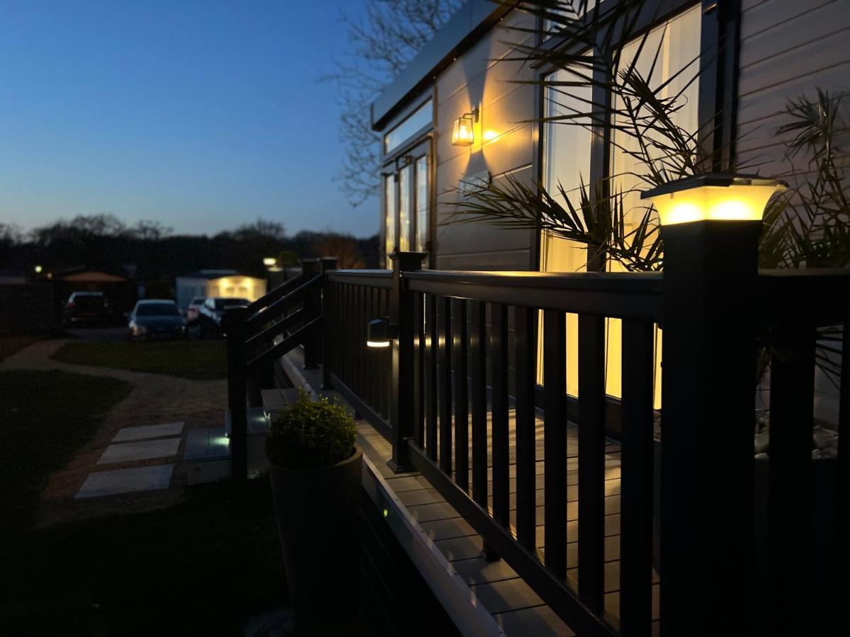 Forest Lodge Sway 外观 照片